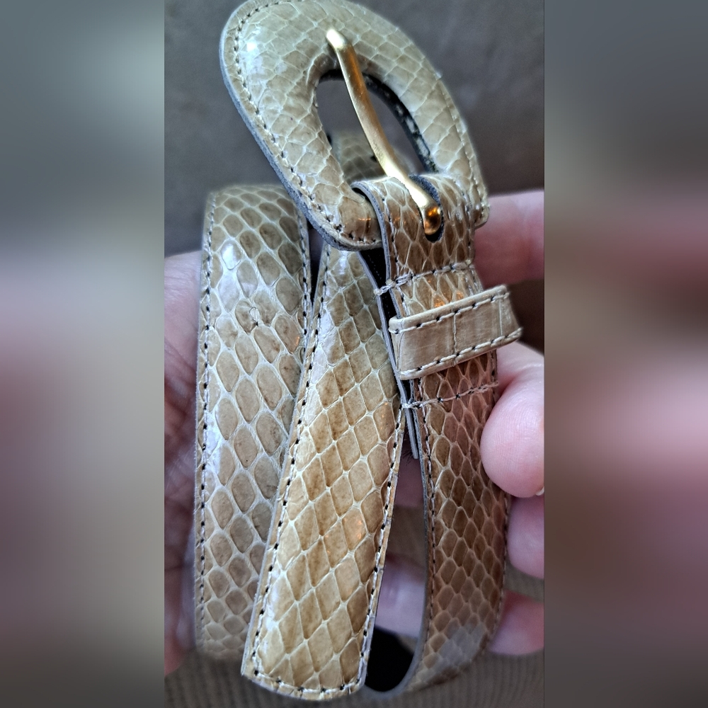 Ladies Vintage Genuine Snakeskin Belt Medium Tan Cream Leather Skinny Buckle